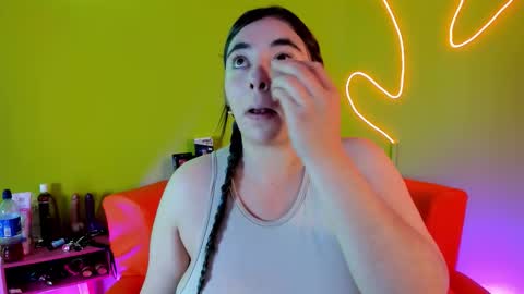 Snapshot of bagiolett chatting on 10-10-25, 02:16 bagiolett online show from 10-10-25, 02:16