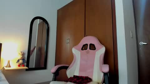 sandra online show from 06-22-26, 02:36