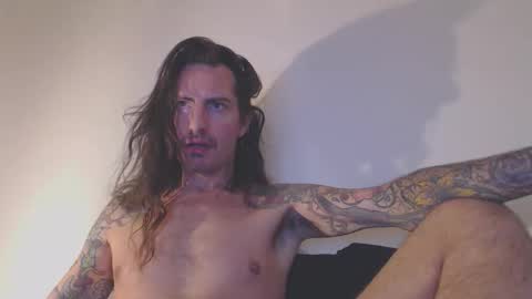 Snapshot of bailey39 chatting on 03-27-26, 01:44 Bailey online show from 03-27-26, 01:44
