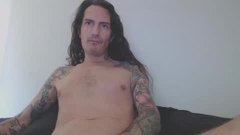 Snapshot of bailey39 chatting on 04-16-26, 11:00 Bailey online show from 04-16-26, 11:00