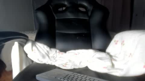 IM BAILEY online show from 12-16-25, 08:08