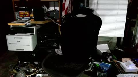 Snapshot of balddickstroking chatting on 11-09-25, 08:23 balddickstroking online show from 11-09-25, 08:23