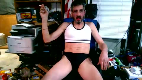 Snapshot of balddickstroking chatting on 11-28-25, 04:04 balddickstroking online show from 11-28-25, 04:04