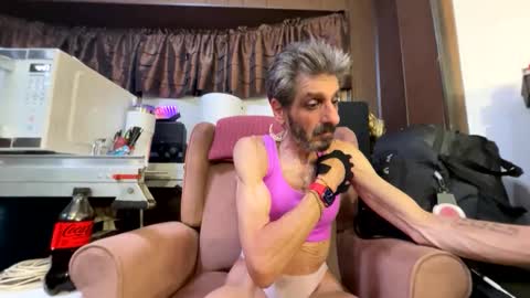 Snapshot of balddickstroking chatting on 01-12-26, 09:47 balddickstroking online show from 01-12-26, 09:47