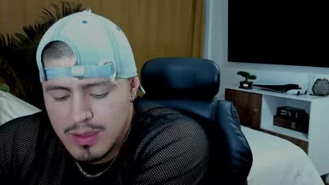 Andres -  online show from 05-14-26, 03:02