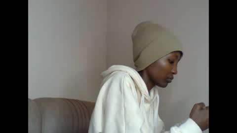 Snapshot of bambi_bunnie chatting on 06-30-26, 08:59 Bambi online show from 06-30-26, 08:59