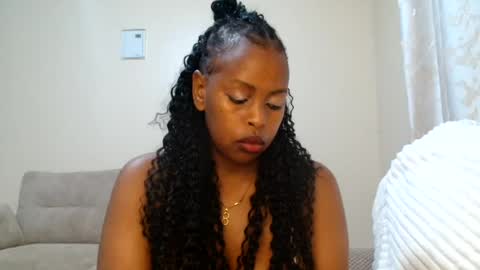 bambi_e online show from 07-05-26, 08:38