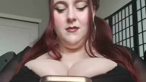 Snapshot of bambixxlynn chatting on 08-03-26, 10:46 bambixxlynn online show from 08-03-26, 10:46