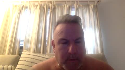 banana5289 online show from 01-01-25, 08:26