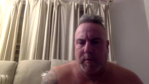 banana5289 online show from 01-02-25, 08:06