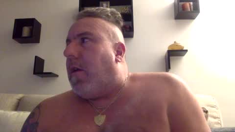 banana5289 online show from 01-28-25, 02:11