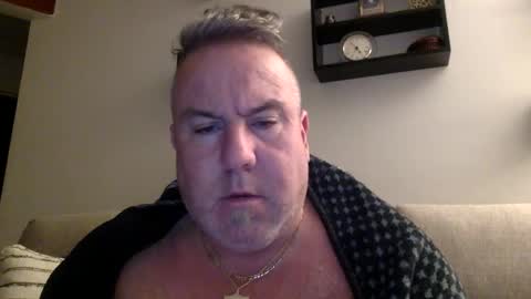 banana5289 online show from 02-02-25, 09:51