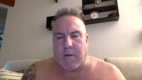 banana5289 online show from 02-02-25, 12:57