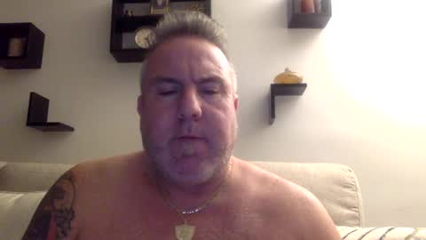 banana5289 online show from 02-15-25, 09:16