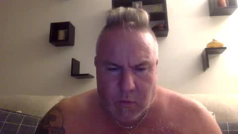 banana5289 online show from 10-14-25, 02:56