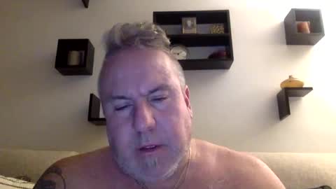 Snapshot of banana5289 chatting on 02-28-26, 06:47 banana5289 online show from 02-28-26, 06:47