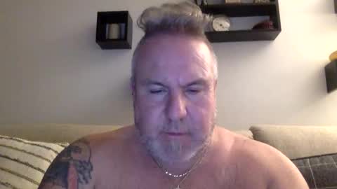 Snapshot of banana5289 chatting on 03-04-26, 09:43 banana5289 online show from 03-04-26, 09:43