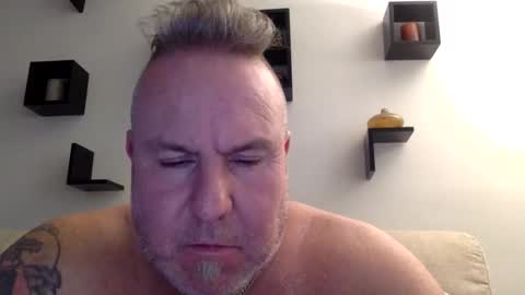 Snapshot of banana5289 chatting on 03-18-26, 07:28 banana5289 online show from 03-18-26, 07:28