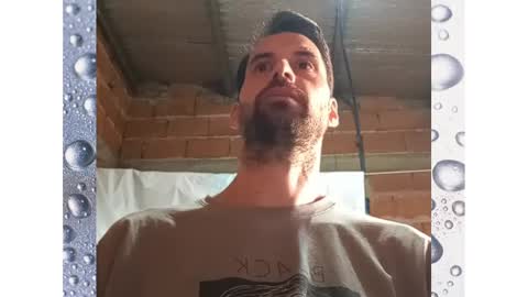 Snapshot of banana_argen_15 chatting on 12-22-24, 10:25 Ezequiel online show from 12-22-24, 10:25