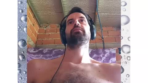 Snapshot of banana_argen_15 chatting on 02-08-25, 04:36 Ezequiel online show from 02-08-25, 04:36