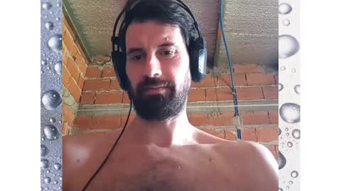 Snapshot of banana_argen_15 chatting on 02-20-25, 04:57 Ezequiel online show from 02-20-25, 04:57