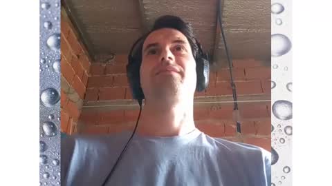 Snapshot of banana_argen_15 chatting on 02-26-25, 05:17 Ezequiel online show from 02-26-25, 05:17