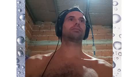 Snapshot of banana_argen_15 chatting on 03-02-25, 10:48 Ezequiel online show from 03-02-25, 10:48