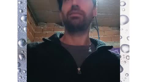 Snapshot of banana_argen_15 chatting on 03-12-25, 01:47 Ezequiel online show from 03-12-25, 01:47