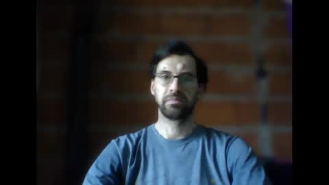 Snapshot of banana_argen_15 chatting on 09-20-25, 05:03 Ezequiel online show from 09-20-25, 05:03