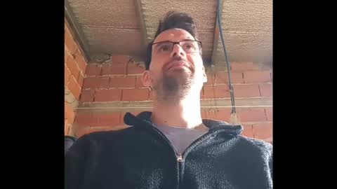 Ezequiel online show from 10-27-25, 05:17