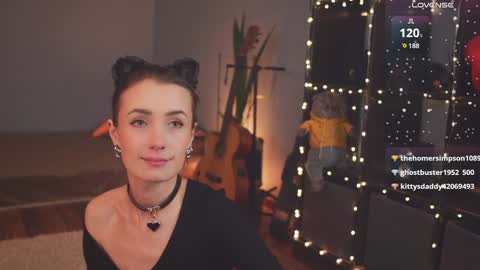 Ellen and  online show from 02-08-25, 12:06