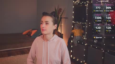 Ellen and  online show from 02-10-25, 06:03