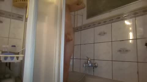 Snapshot of bangben22 chatting on 11-17-25, 10:59 bangben22 online show from 11-17-25, 10:59