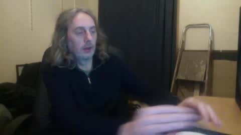 Snapshot of bangintoleather chatting on 12-22-25, 02:52 bangintoleather online show from 12-22-25, 02:52