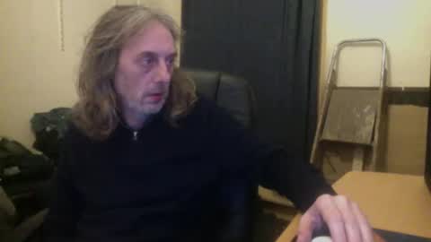 Snapshot of bangintoleather chatting on 01-09-26, 03:20 bangintoleather online show from 01-09-26, 03:20