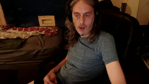 bangintoleather online show from 07-02-26, 02:11