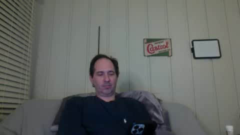 Snapshot of banksysmash chatting on 12-04-24, 01:25 Jay online show from 12-04-24, 01:25