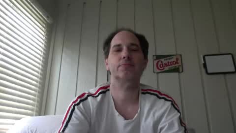 Snapshot of banksysmash chatting on 03-09-25, 05:28 Jay online show from 03-09-25, 05:28