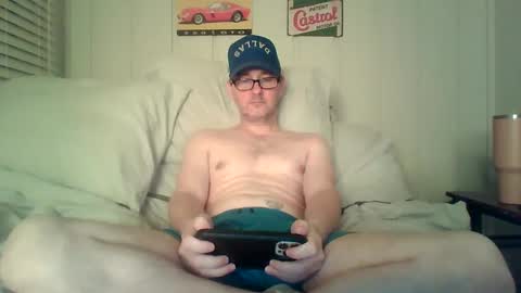 Snapshot of banksysmash chatting on 09-19-25, 01:40 Jay online show from 09-19-25, 01:40