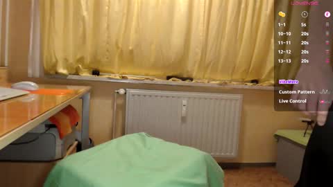       online show from 11-21-25, 07:56