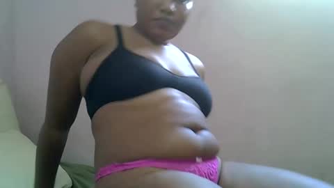 Snapshot of bantubaby chatting on 03-16-26, 07:12 bantubaby online show from 03-16-26, 07:12