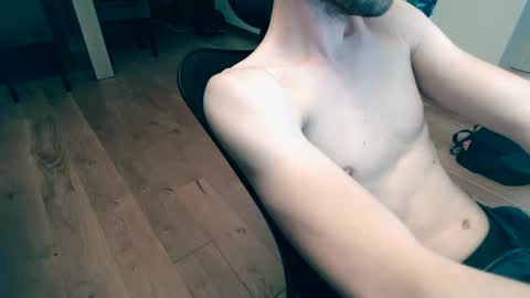 Snapshot of banzal chatting on 12-05-24, 03:28 banzak online show from 12-05-24, 03:28