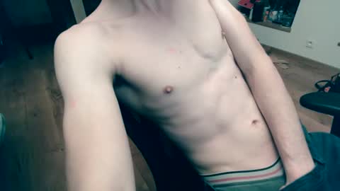 Snapshot of banzal chatting on 12-09-24, 04:58 banzak online show from 12-09-24, 04:58