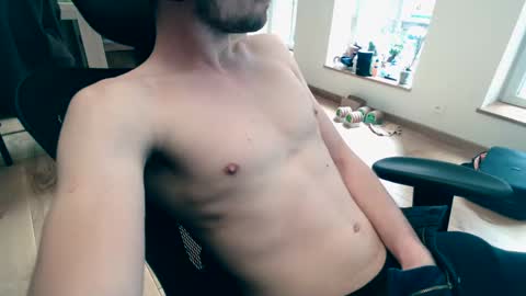 Snapshot of banzal chatting on 12-12-24, 01:39 banzak online show from 12-12-24, 01:39