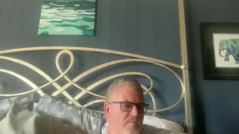 bapeter218 online show from 12-13-25, 08:25