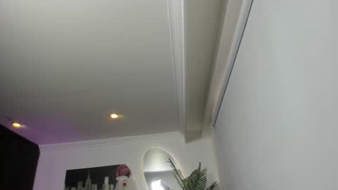 Gabi  online show from 12-28-24, 05:57