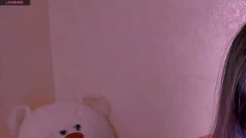 Barbie Kim online show from 09-17-25, 03:30