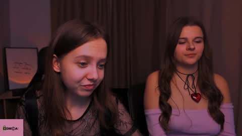 Snapshot of barbara_meow_ chatting on 12-23-24, 10:42 Barbara online show from 12-23-24, 10:42