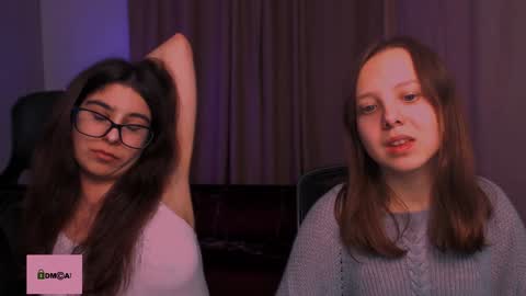 Snapshot of barbara_meow_ chatting on 12-24-24, 06:06 Barbara online show from 12-24-24, 06:06