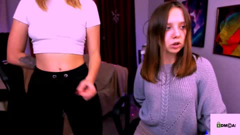 Snapshot of barbara_meow_ chatting on 01-04-25, 04:43 Barbara online show from 01-04-25, 04:43